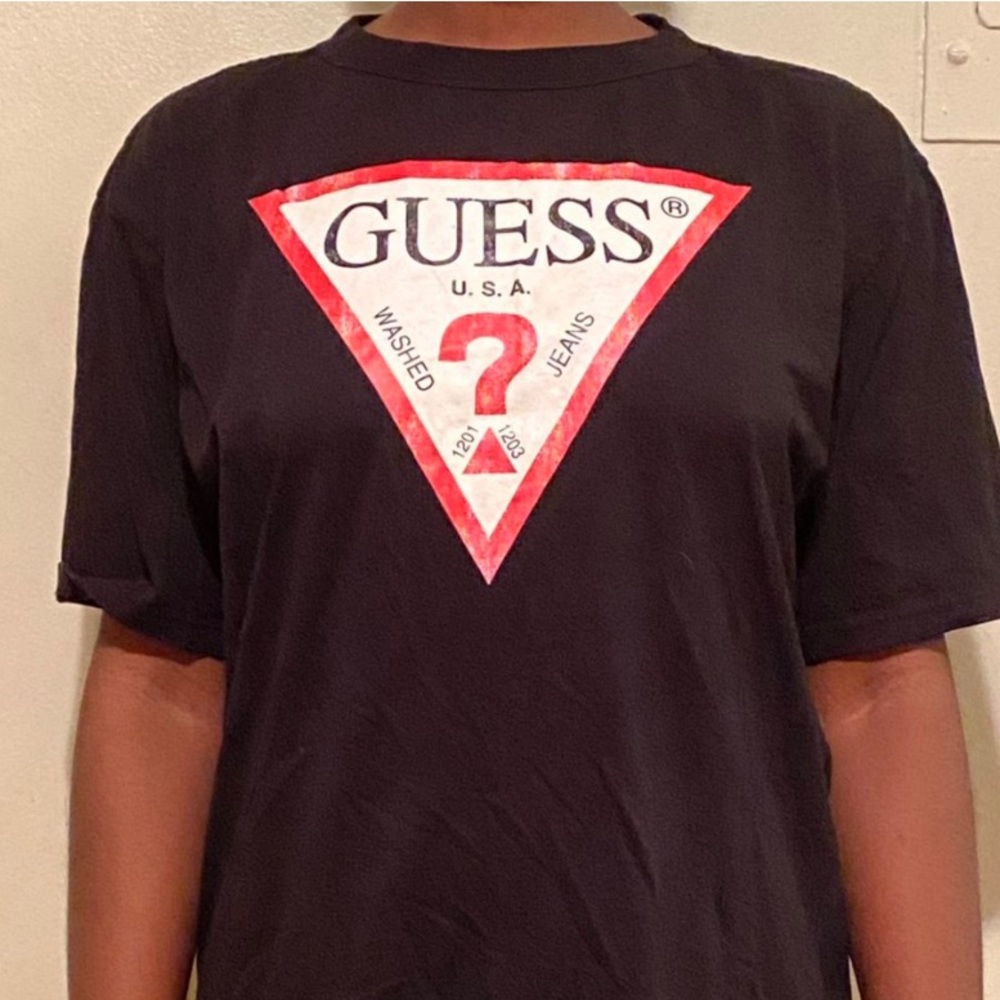 Oversized Guess Tshirt